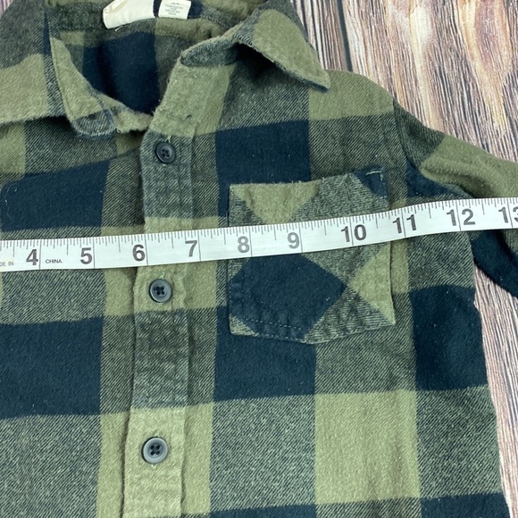 Green Plaid Flannel - Picture 8 of 10